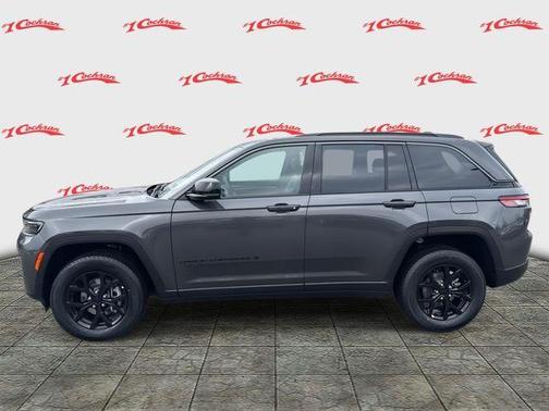 2026 Jeep Grand Cherokee Laredo