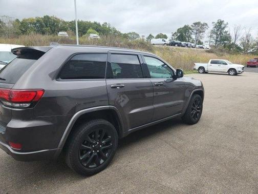 2021 Jeep Grand Cherokee Laredo X