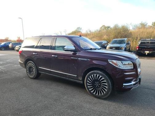 2018 Lincoln Navigator Black Label