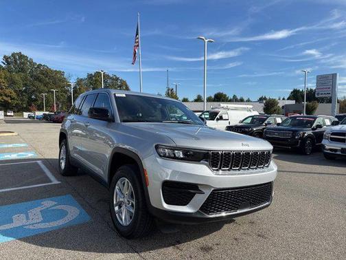 2025 Jeep Grand Cherokee Laredo X