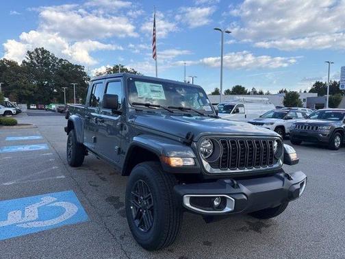 2025 Jeep Gladiator Sport