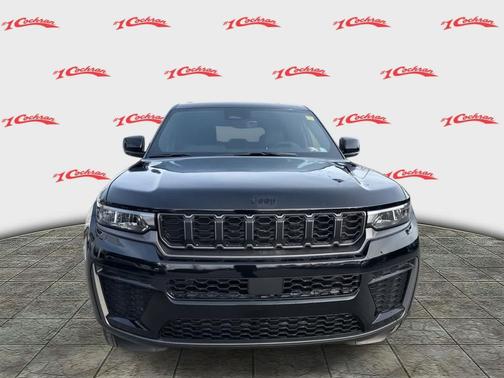 2026 Jeep Grand Cherokee Laredo