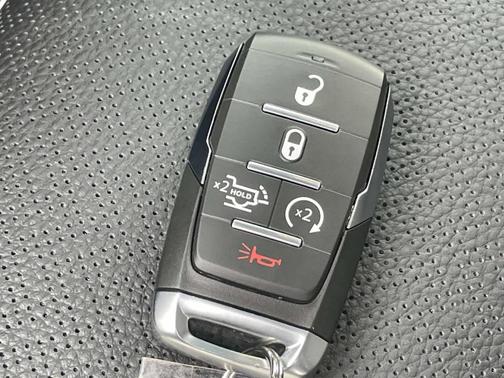 Molten Red Pearlcoat 2026 RAM 3500 Laramie