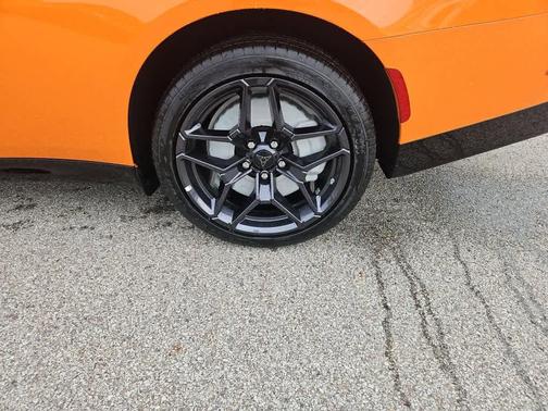 PEEL OUT 2026 Dodge Charger Scat Pack