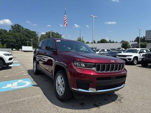 2025 Jeep Grand Cherokee L Laredo
