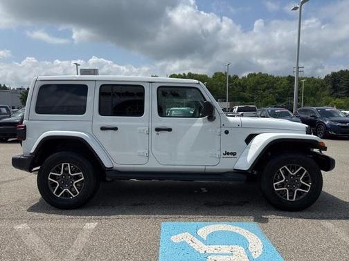 2025 Jeep Wrangler Sahara