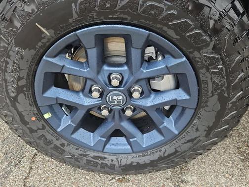 Granite Crystal Clearcoat Metallic 2026 Jeep Wrangler 85th Anniversary