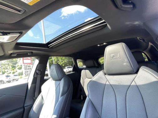Iridium 2023 Lexus RX 350 F SPORT Handling