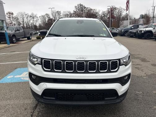 2026 Jeep Compass Latitude