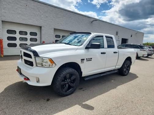 Bright White Clearcoat 2016 RAM 1500 Tradesman/Express