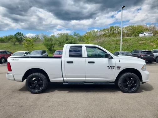Bright White Clearcoat 2016 RAM 1500 Tradesman/Express