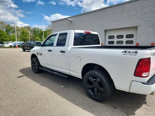 Bright White Clearcoat 2016 RAM 1500 Tradesman/Express