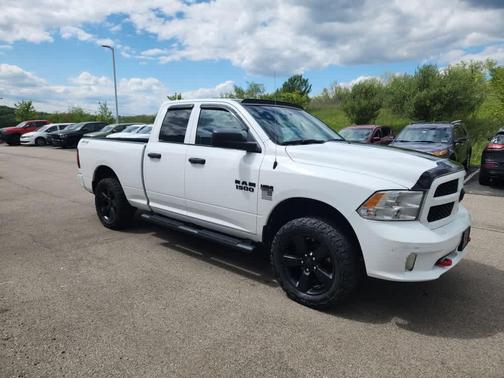 Bright White Clearcoat 2016 RAM 1500 Tradesman/Express