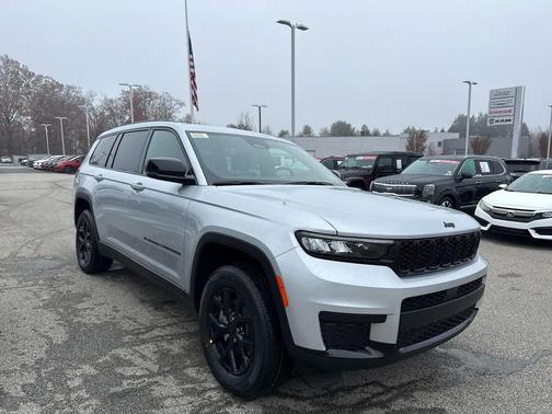 2025 Jeep Grand Cherokee L Laredo