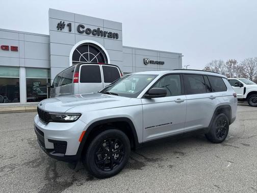 2025 Jeep Grand Cherokee L Laredo