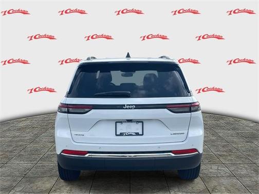 2023 Jeep Grand Cherokee Laredo