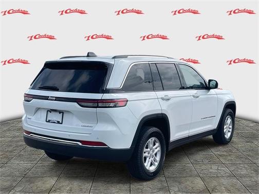 2023 Jeep Grand Cherokee Laredo