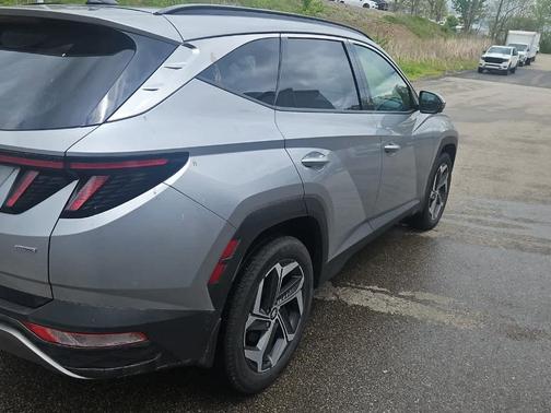 Shimmering Silver 2023 Hyundai TUCSON Limited