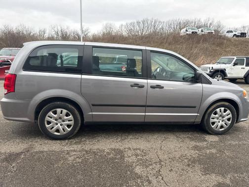 2016 Dodge Grand Caravan AVP/SE