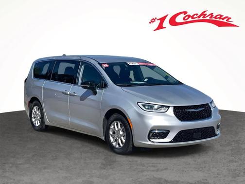 Silver Mist Clearcoat 2024 Chrysler Pacifica Touring-L