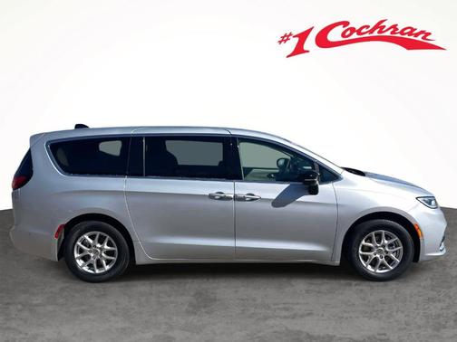 Silver Mist Clearcoat 2024 Chrysler Pacifica Touring-L