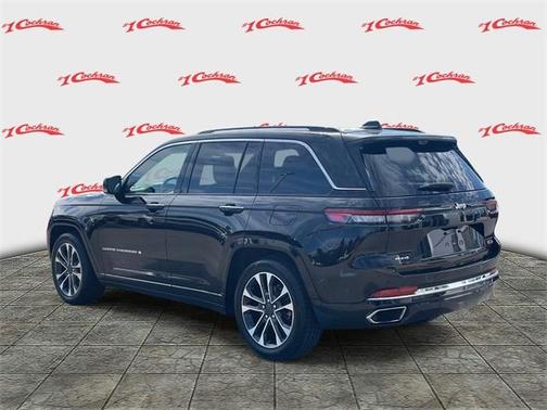 2022 Jeep Grand Cherokee Overland
