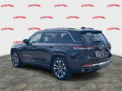 2022 Jeep Grand Cherokee Overland