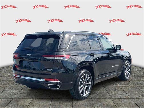 2022 Jeep Grand Cherokee Overland