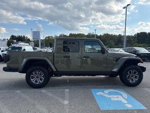 2025 Jeep Gladiator Mojave