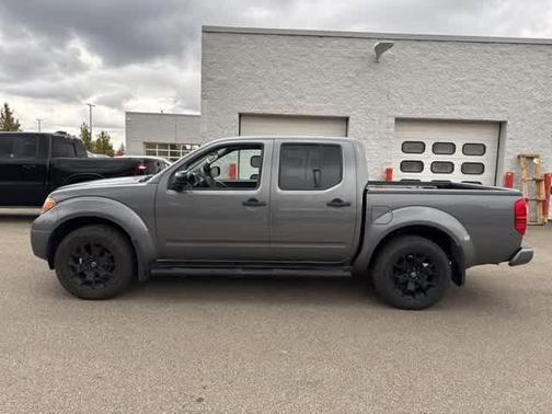 2021 Nissan Frontier SV