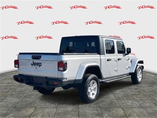 2022 Jeep Gladiator Sport