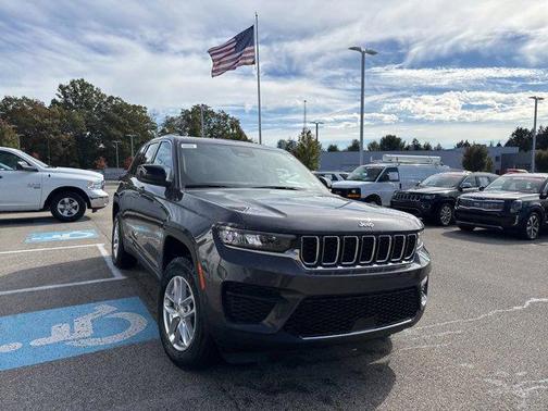 2025 Jeep Grand Cherokee Laredo X