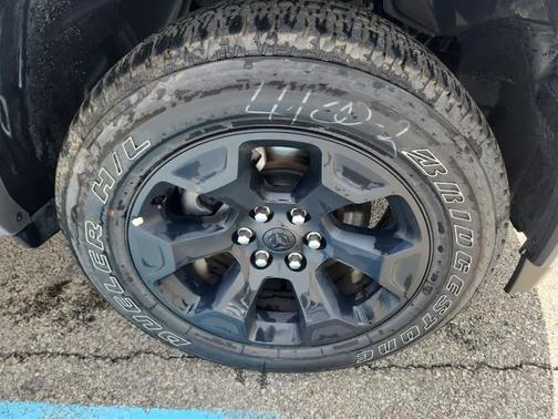 Billet Silver Metallic Clearcoat 2026 RAM 1500 Big Horn