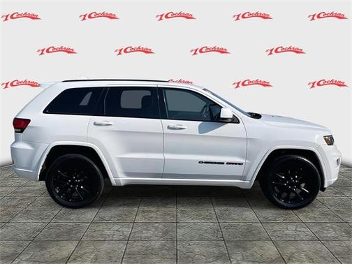 2017 Jeep Grand Cherokee Altitude