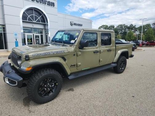 2025 Jeep Gladiator Sport