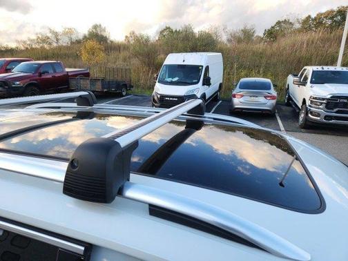 2022 Volkswagen Tiguan 2.0T SEL R-Line