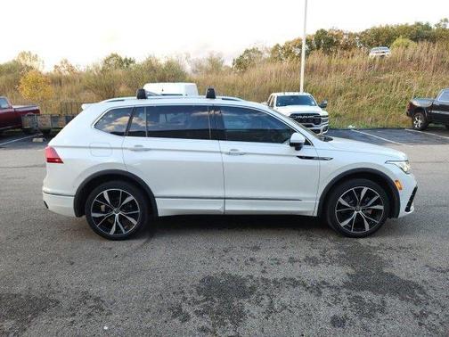 2022 Volkswagen Tiguan 2.0T SEL R-Line