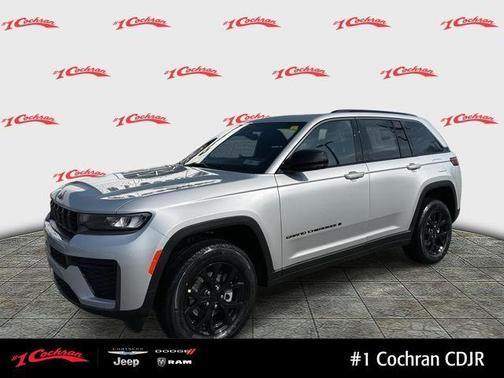 2026 Jeep Grand Cherokee Laredo