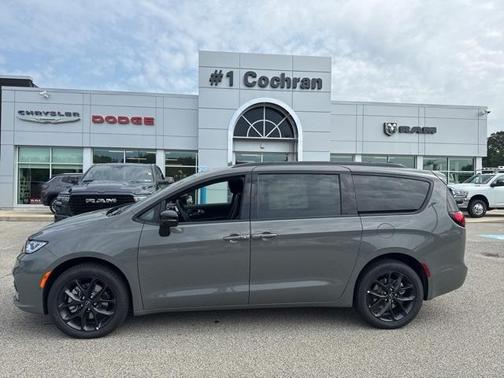 2025 Chrysler Pacifica Limited
