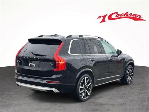 2018 Volvo XC90 T6 Momentum