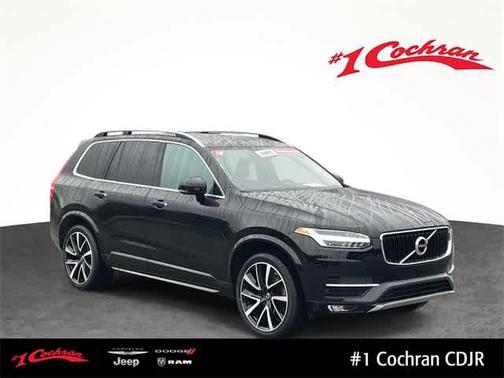 2018 Volvo XC90 T6 Momentum