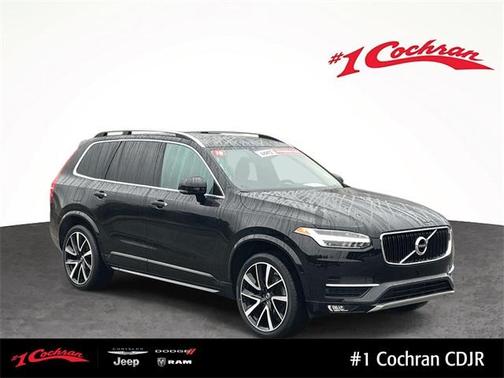 2018 Volvo XC90 T6 Momentum