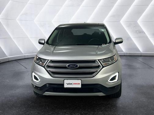 Ingot Silver Metallic 2018 Ford Edge Titanium