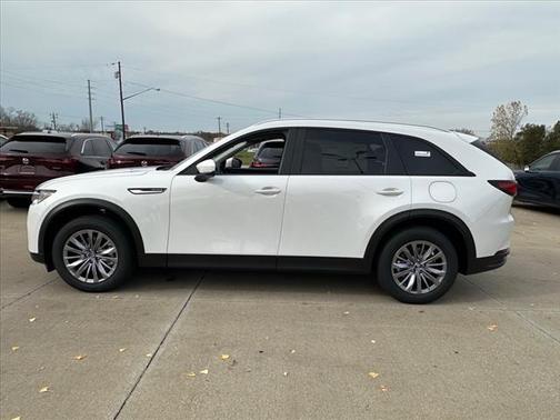 2025 Mazda CX-90 SE