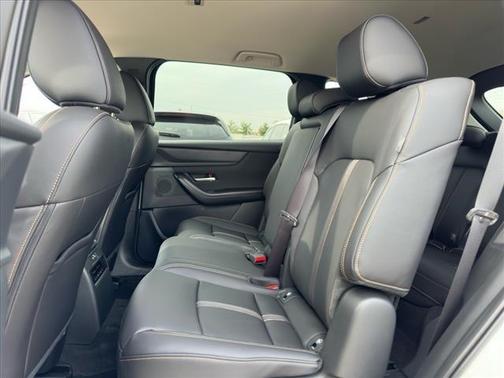 2025 Mazda CX-90 SE