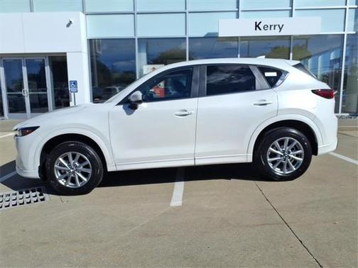 2025 Mazda CX-5 Select