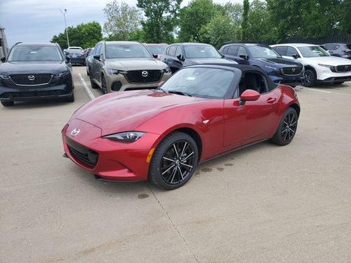 Soul Red Crystal Metallic 2026 Mazda MX-5 Miata Grand Touring