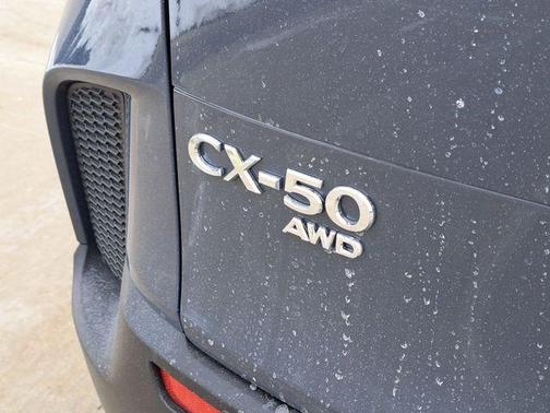 2026 Mazda CX-50 Premium