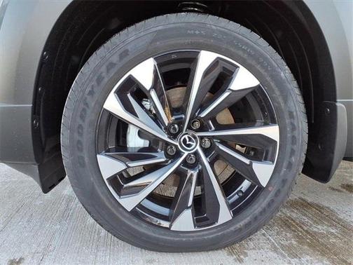 2026 Mazda CX-50 Premium Plus