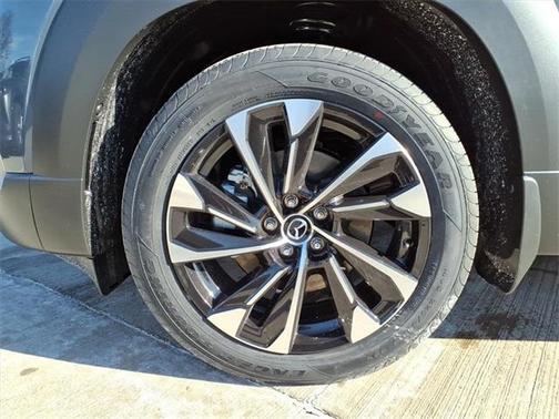 2026 Mazda CX-50 Premium Plus